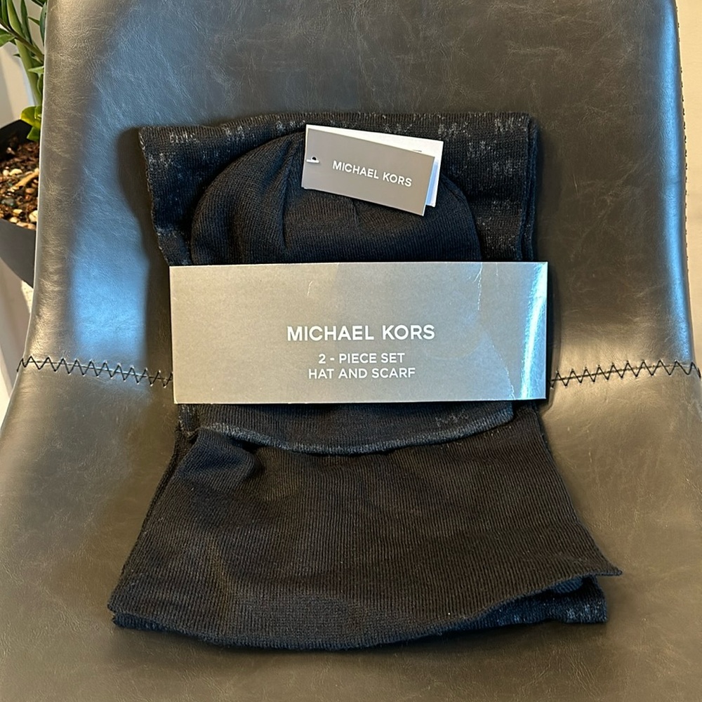 Michael Kors Hat & Scarf set